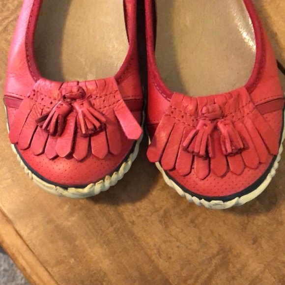 Red Sorel Leather Flats - Picture 5 of 8